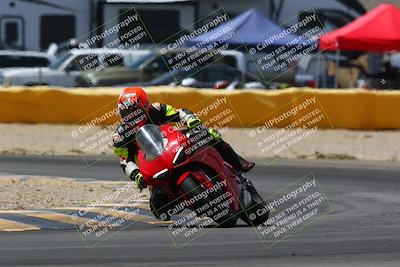 media/Apr-10-2022-SoCal Trackdays (Sun) [[f104b12566]]/Turn 2 (1135am)/